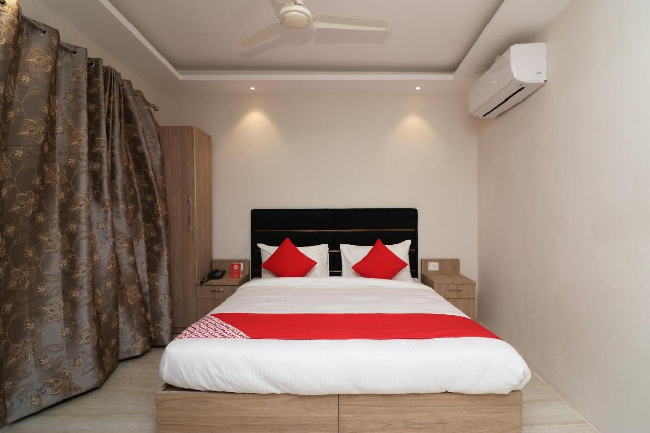 Bānkura Oyo 70574 Chowdhury Lodge מראה חיצוני תמונה