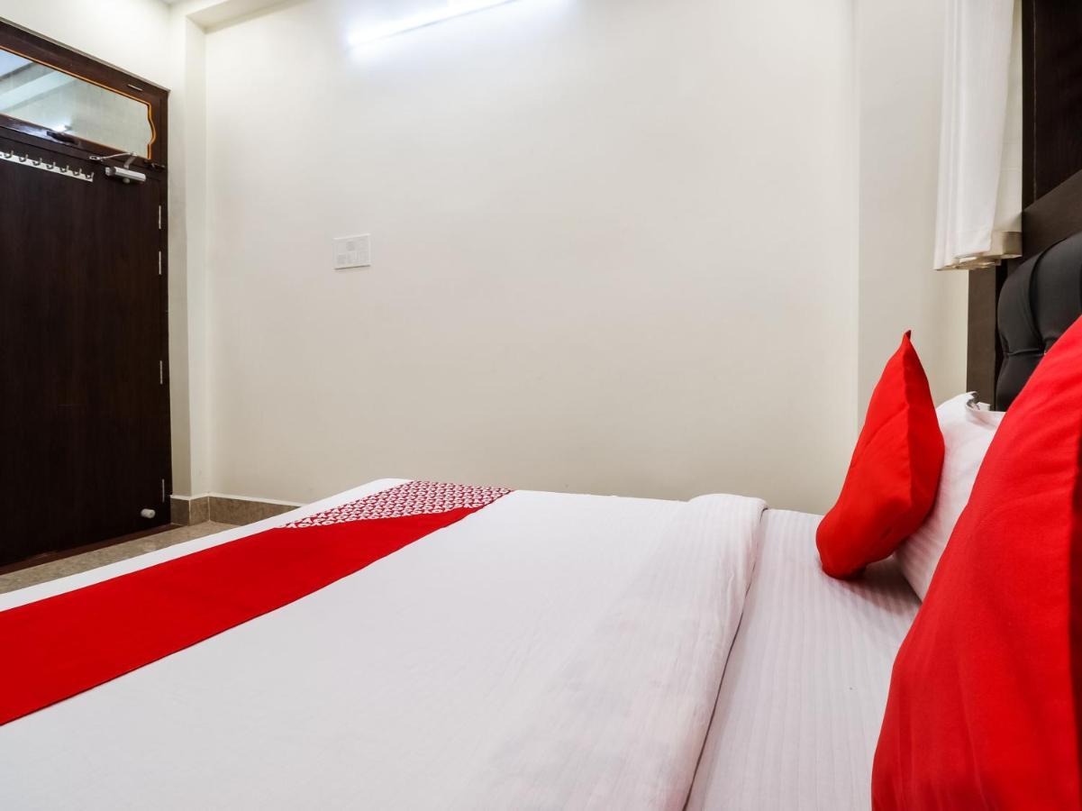 Bānkura Oyo 70574 Chowdhury Lodge מראה חיצוני תמונה